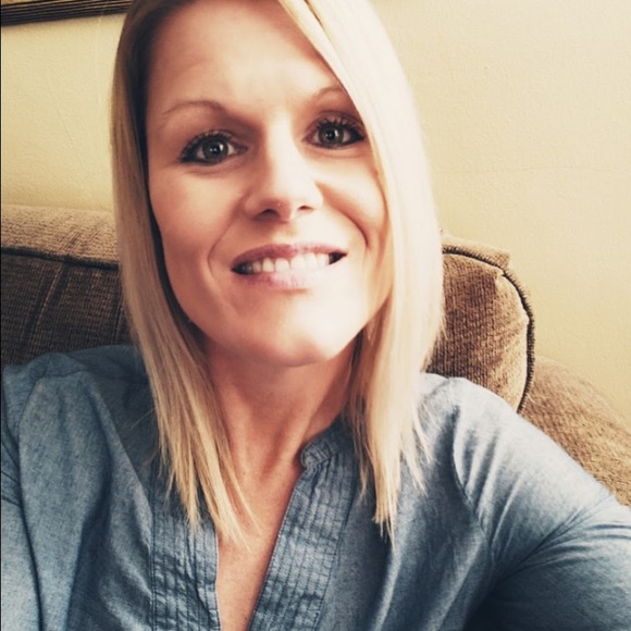 Meet your Posher, Amanda - Picture 1 of 1